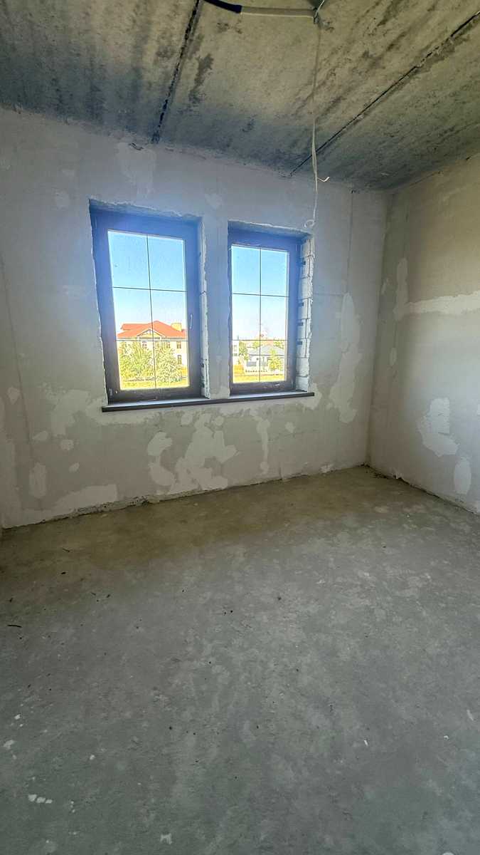 1877123817759363