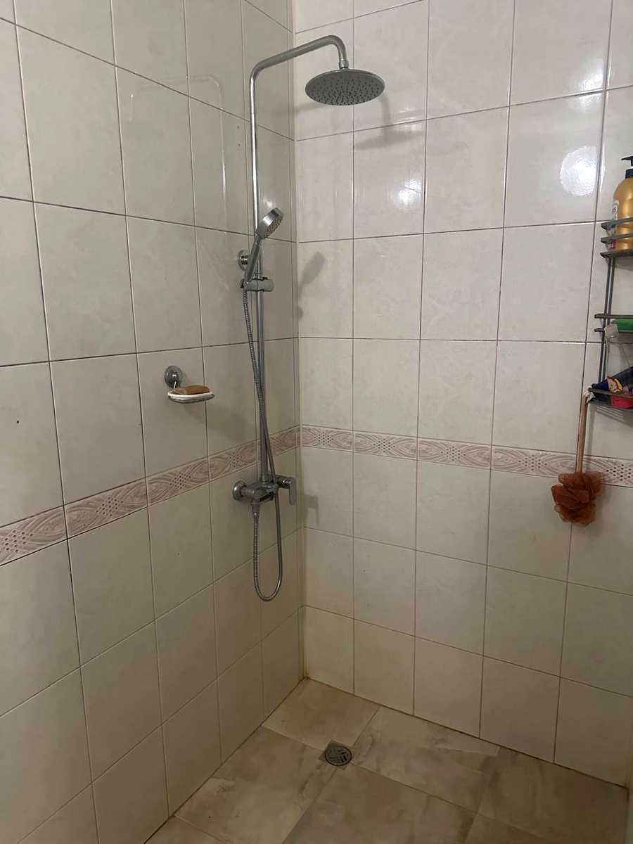 1877124060583569