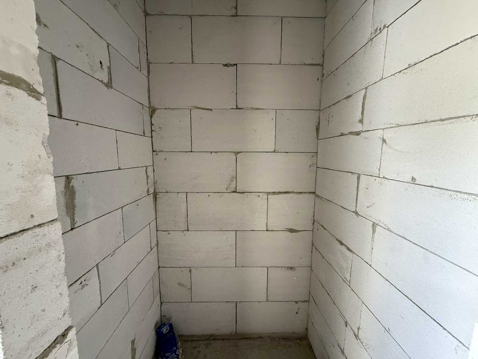 1877124365580325
