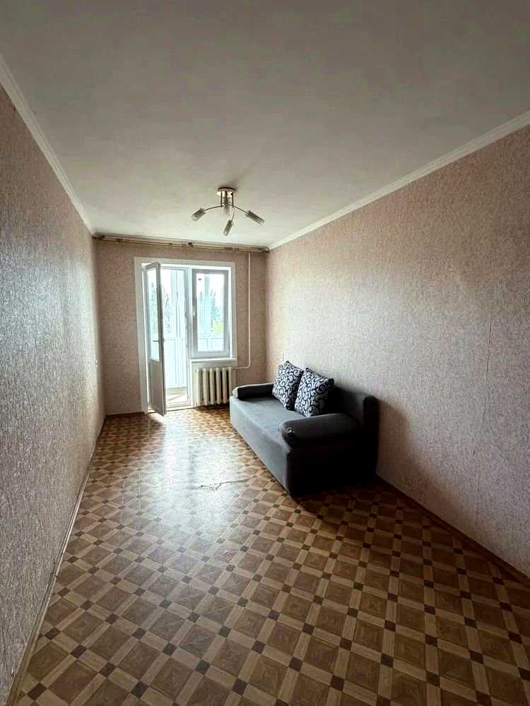 1877124566410609