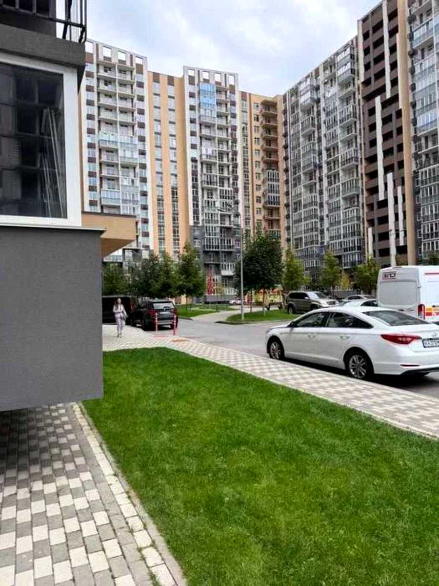 1877125765444470