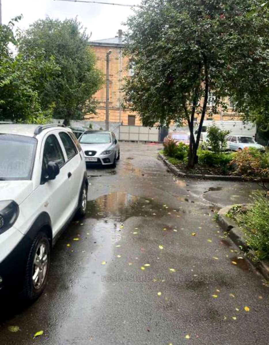 1877127089526535
