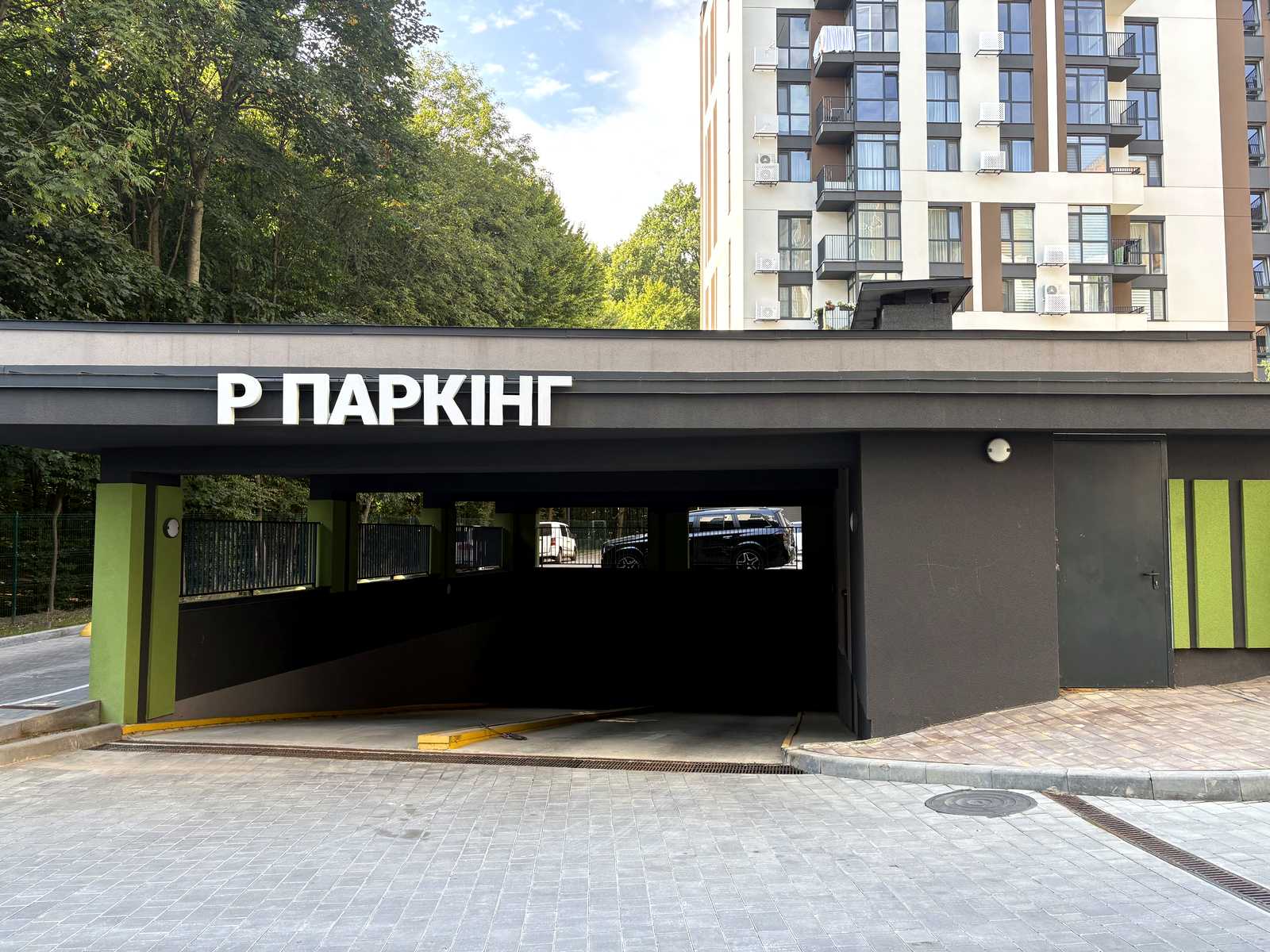 1877127503157086