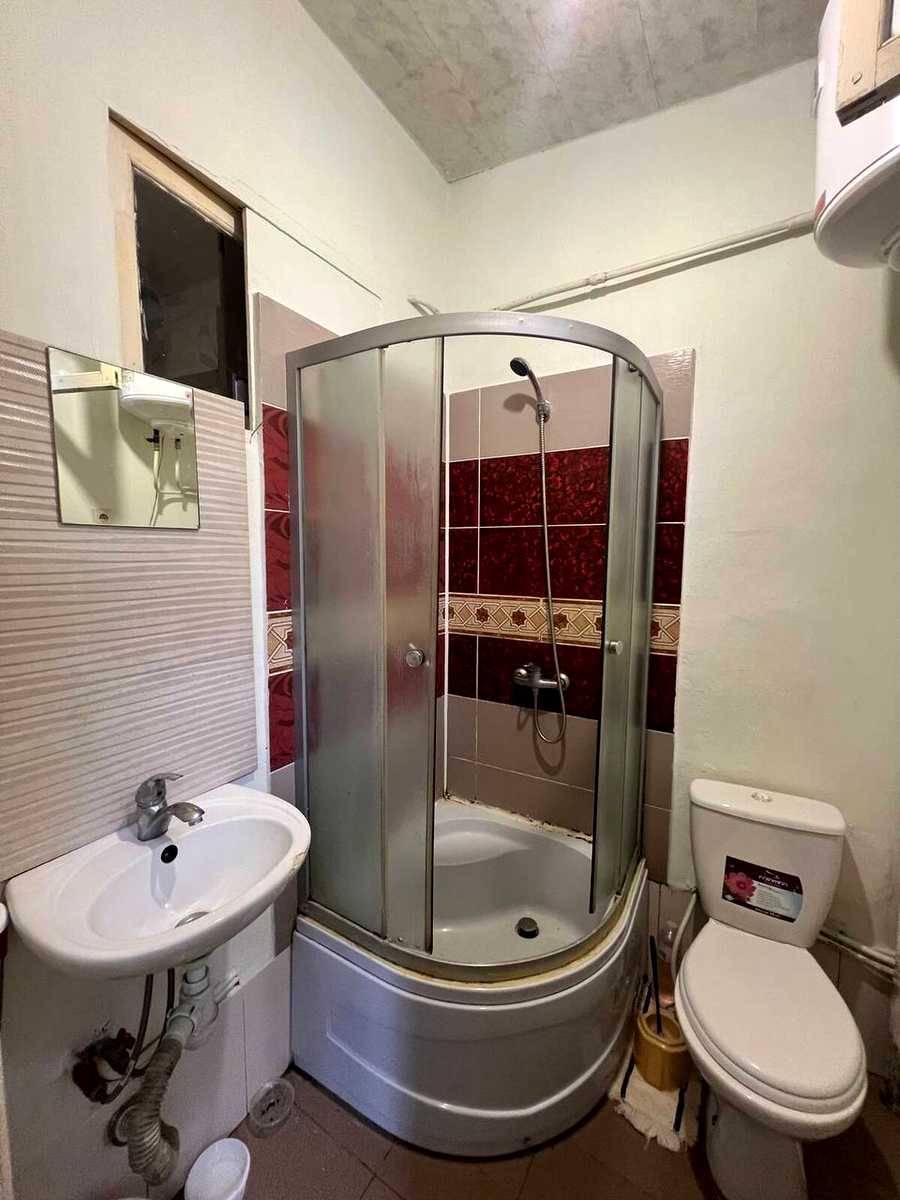 1877127946672352