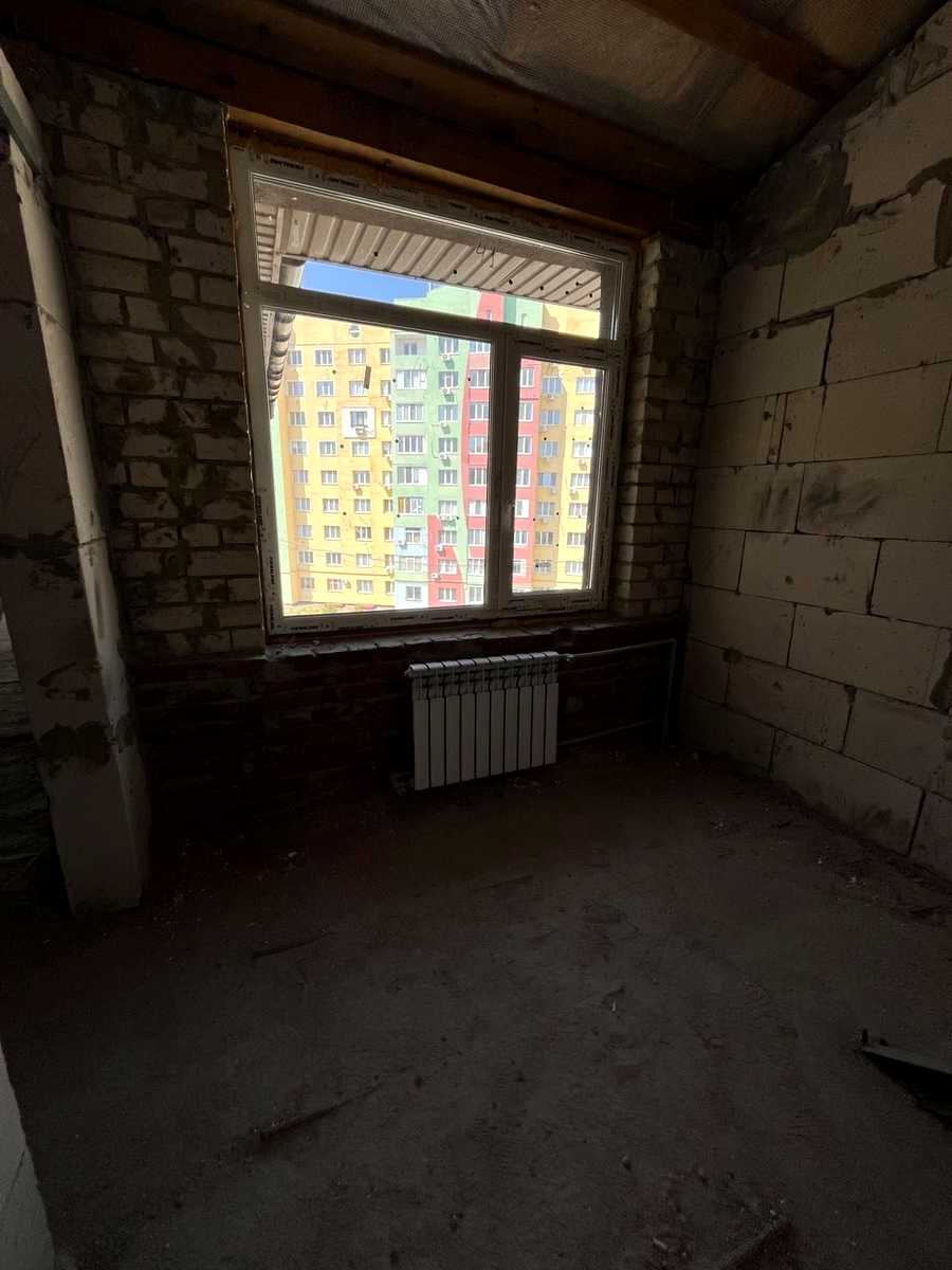 1877128307463011