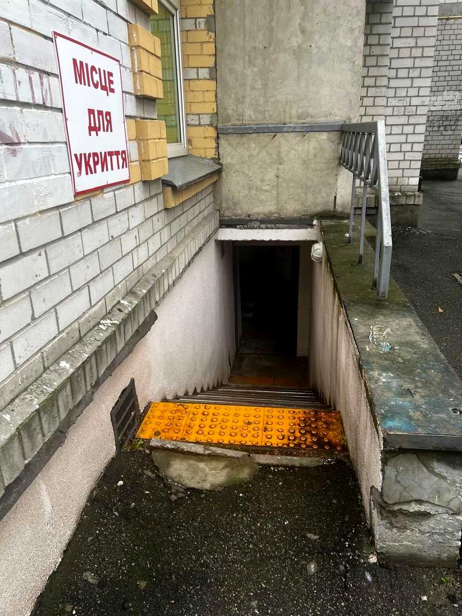 1877128543334130