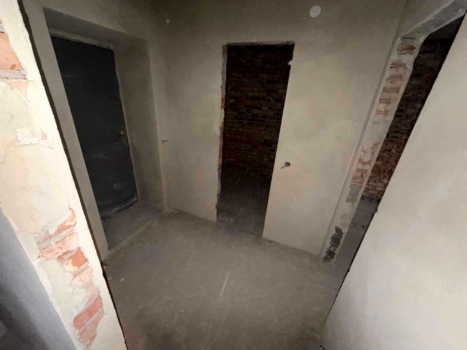 1877129574592197