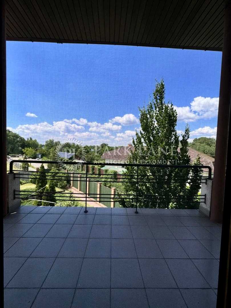 1877130422498597