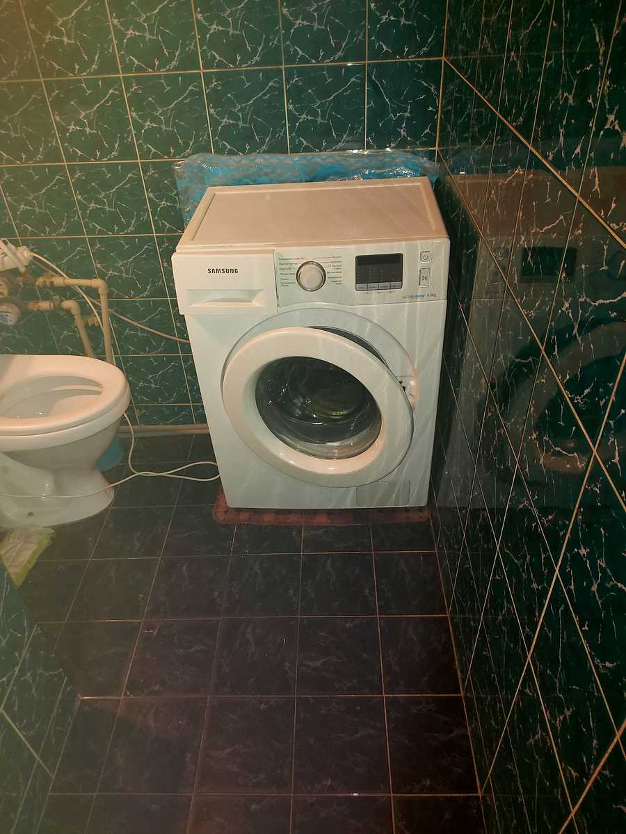 1877136546283064