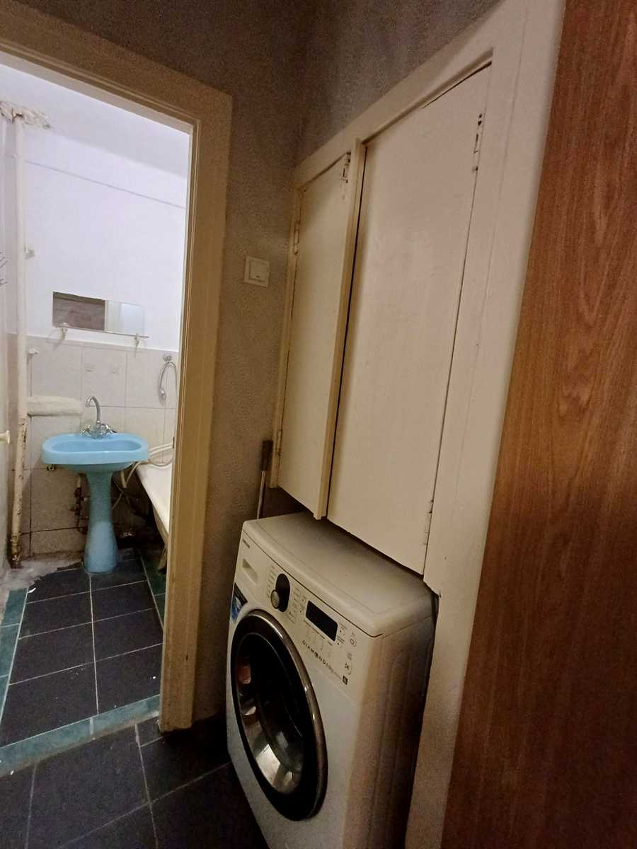1877137516705594