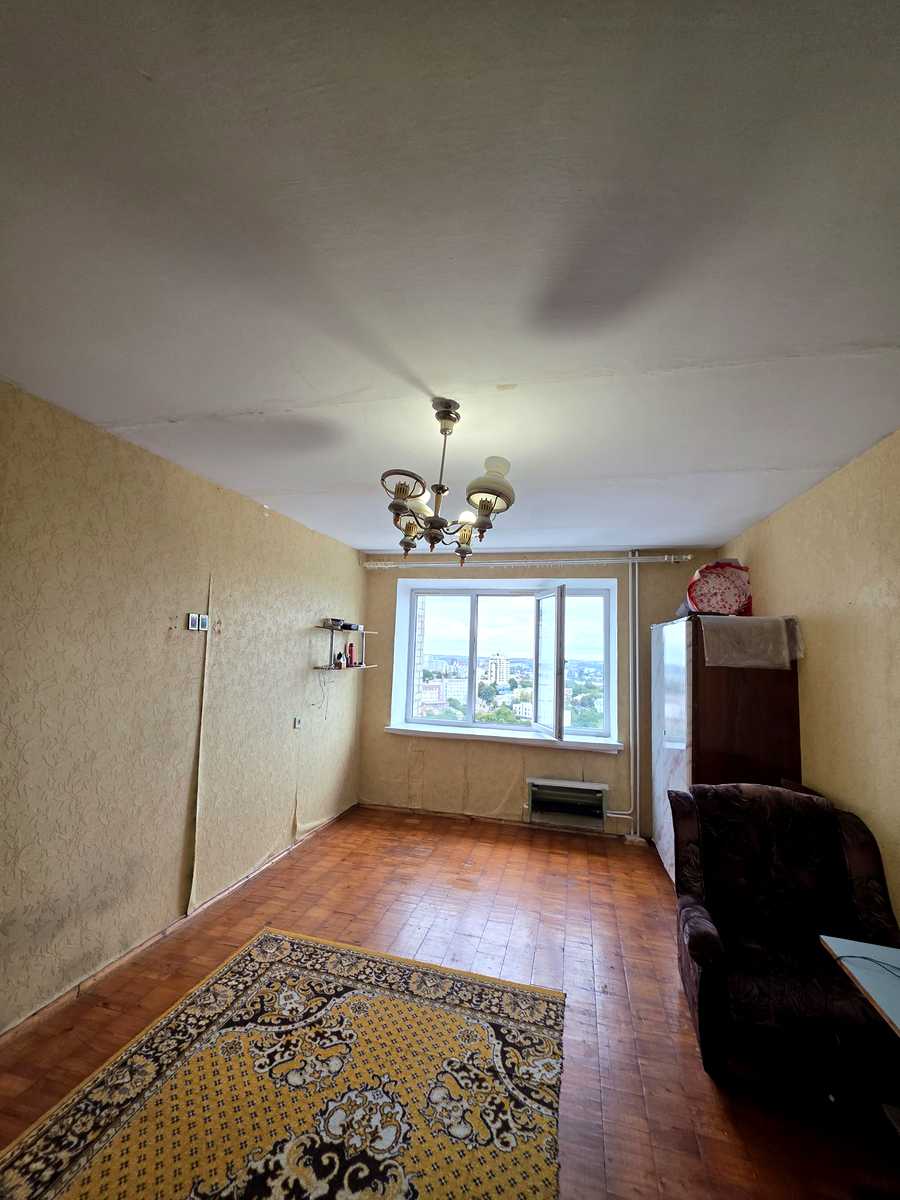 1877138984014271