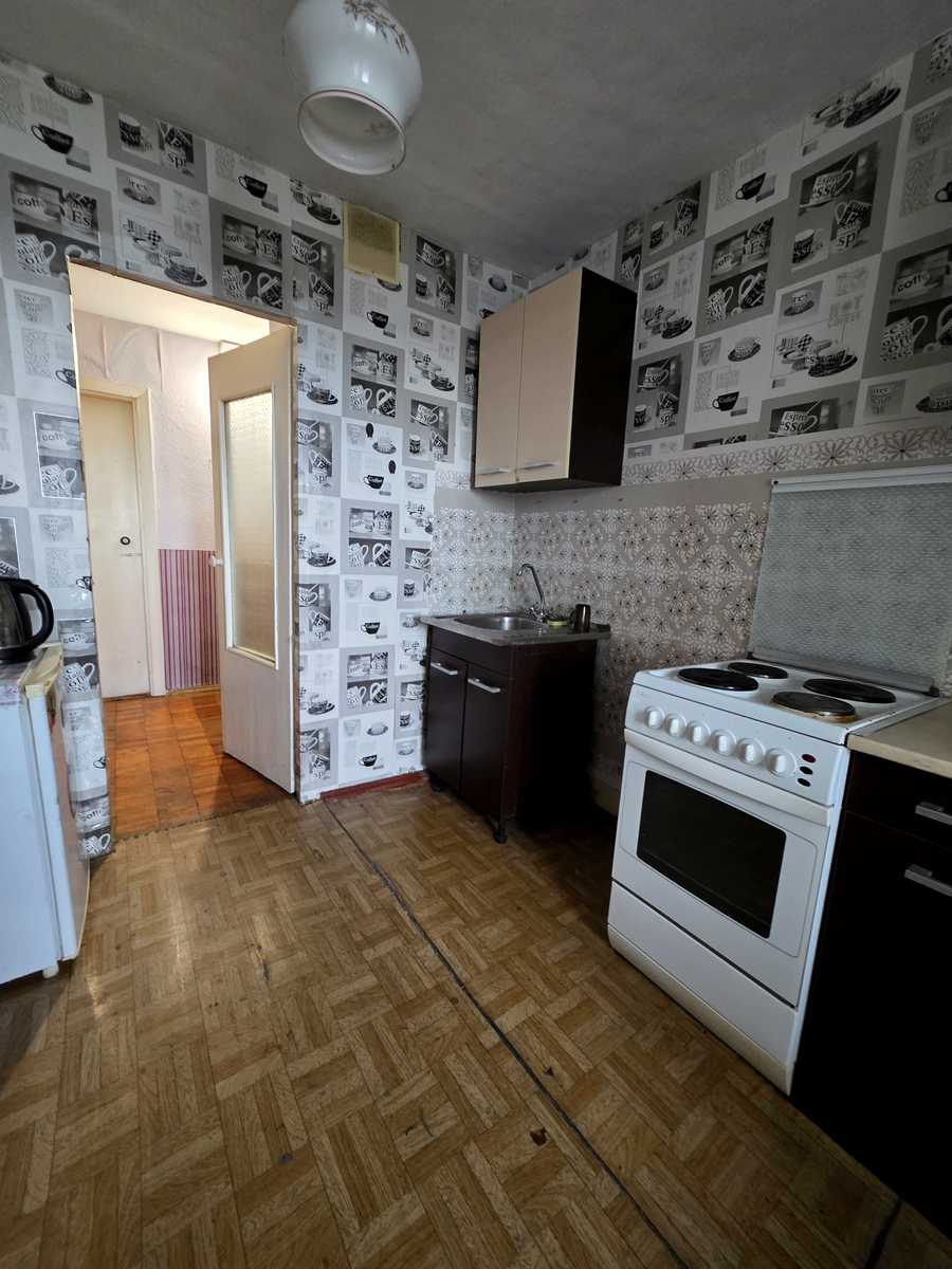 1877138992842242