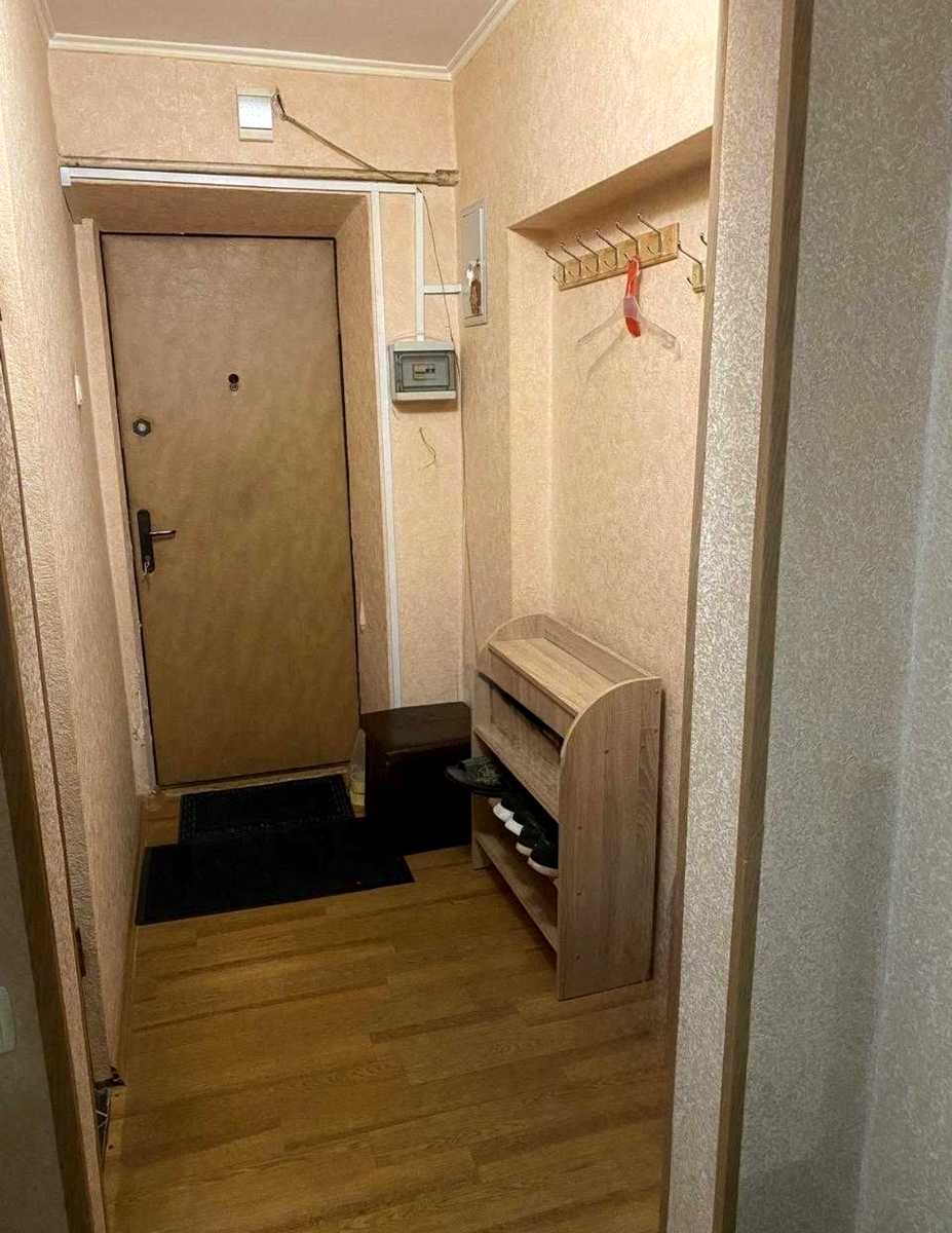 1877141067860816