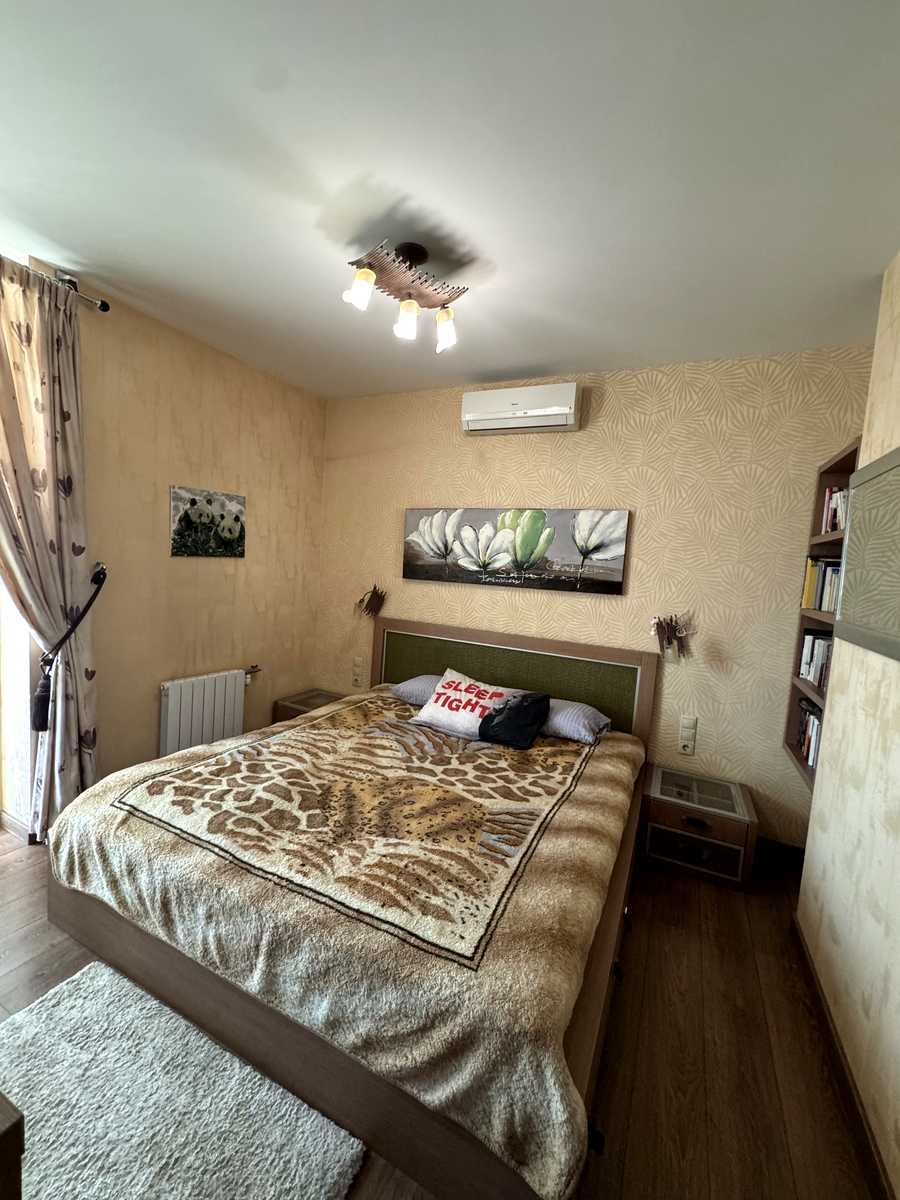 1877141781677529
