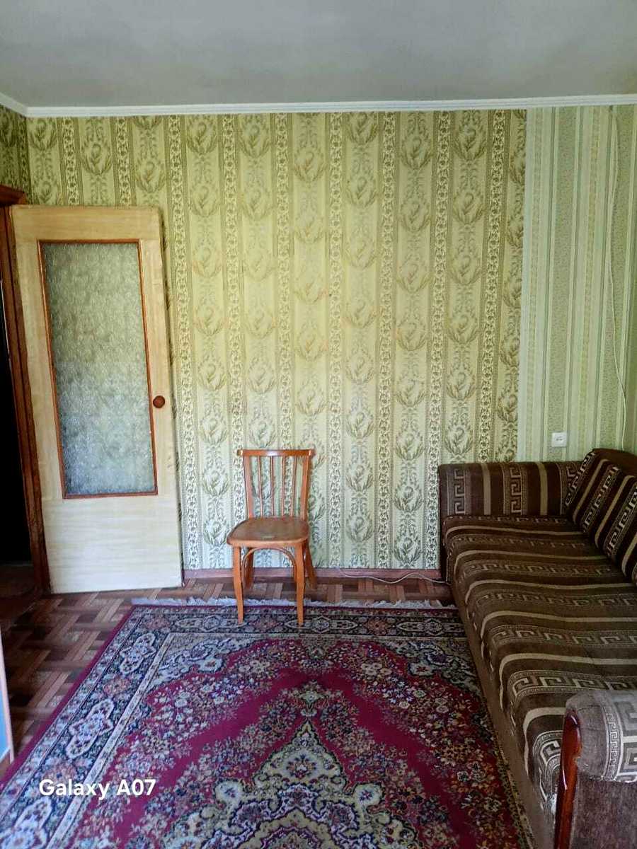 1877143324092388