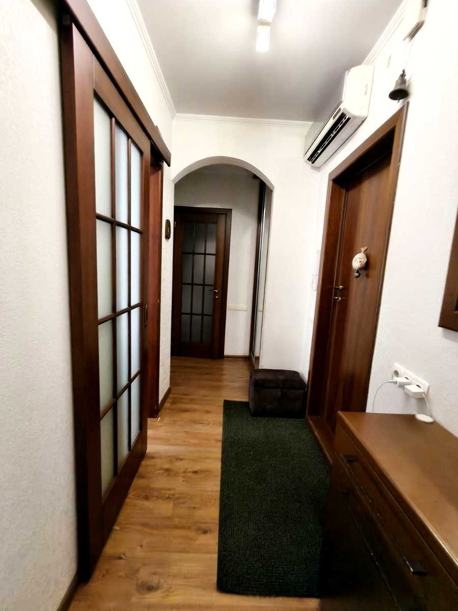 1877144160874563