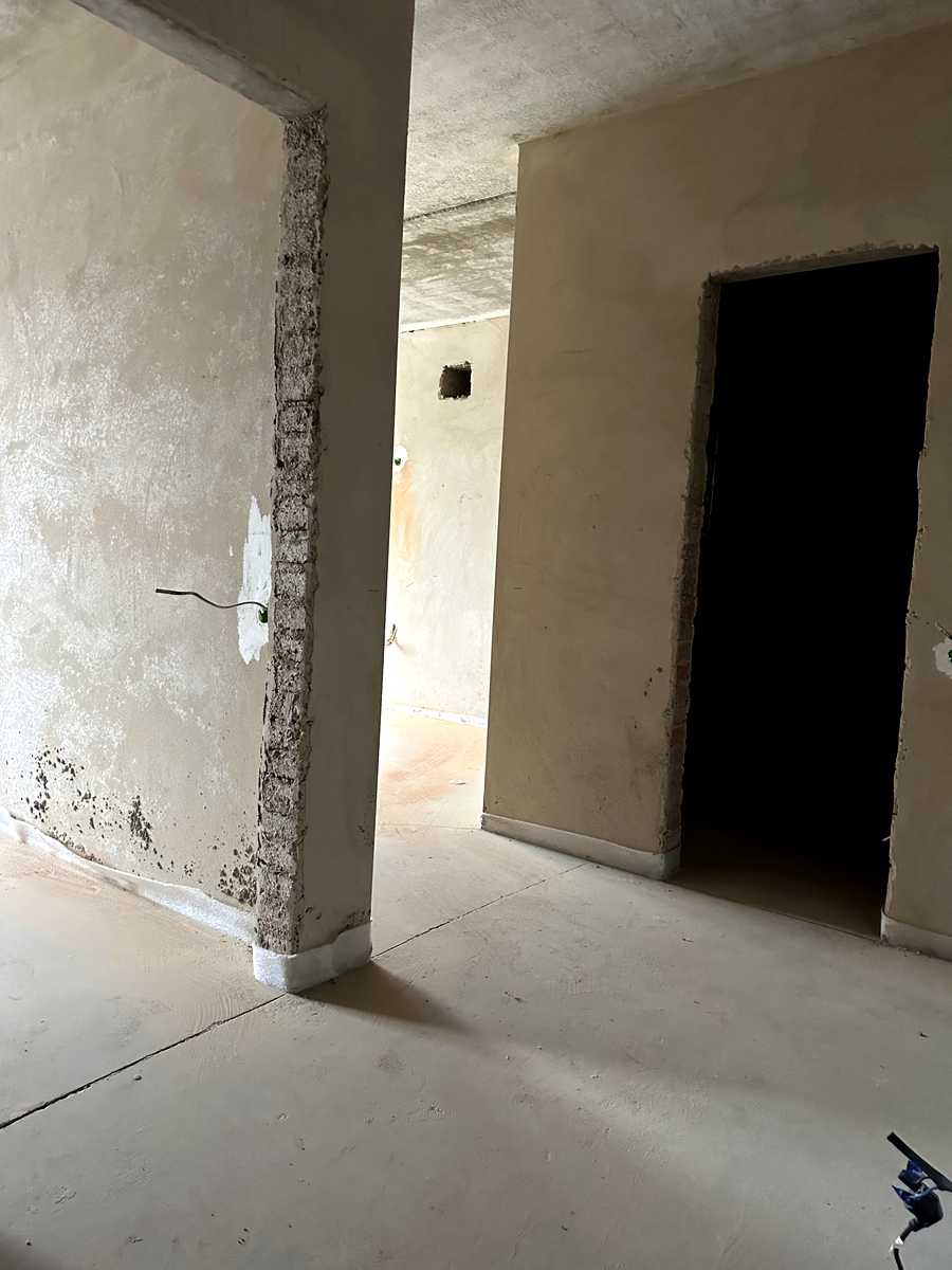 1877145933591643