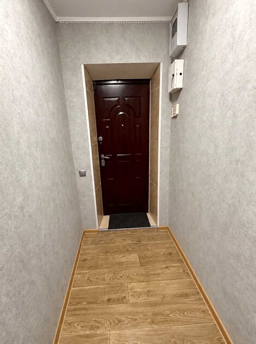 1877147090880564