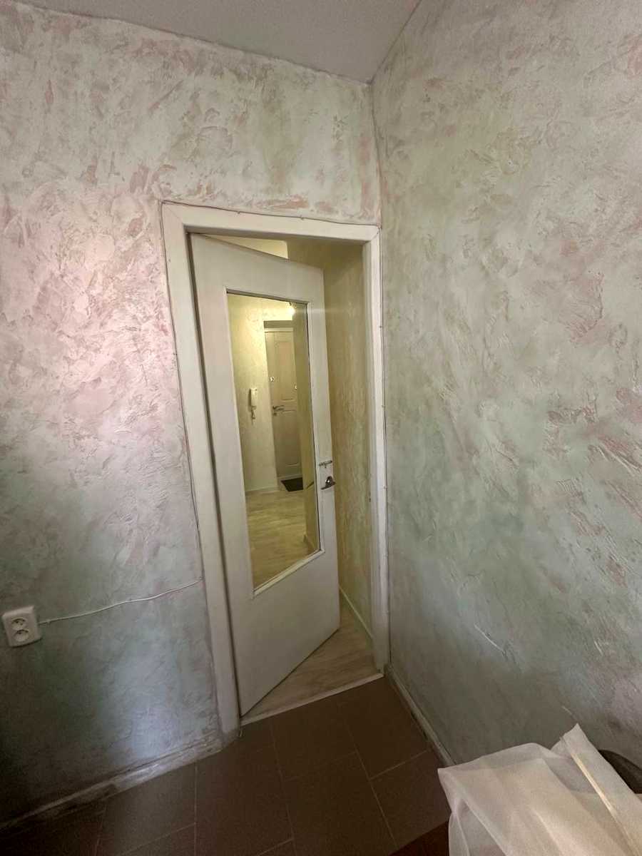 1877158113709507