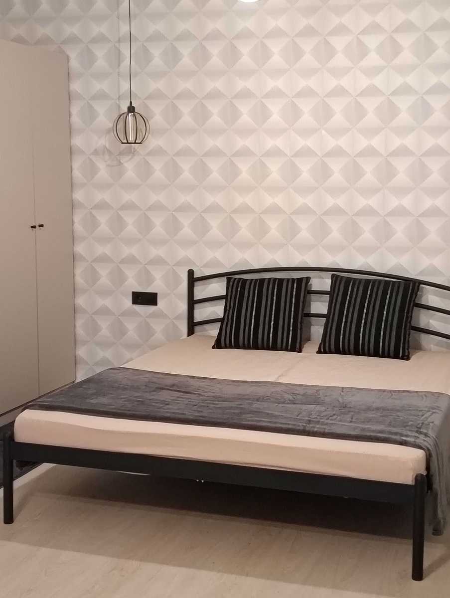 1877159185017169