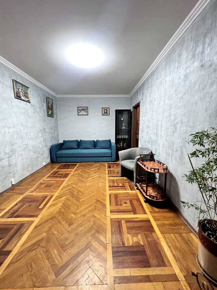 1877170196182431