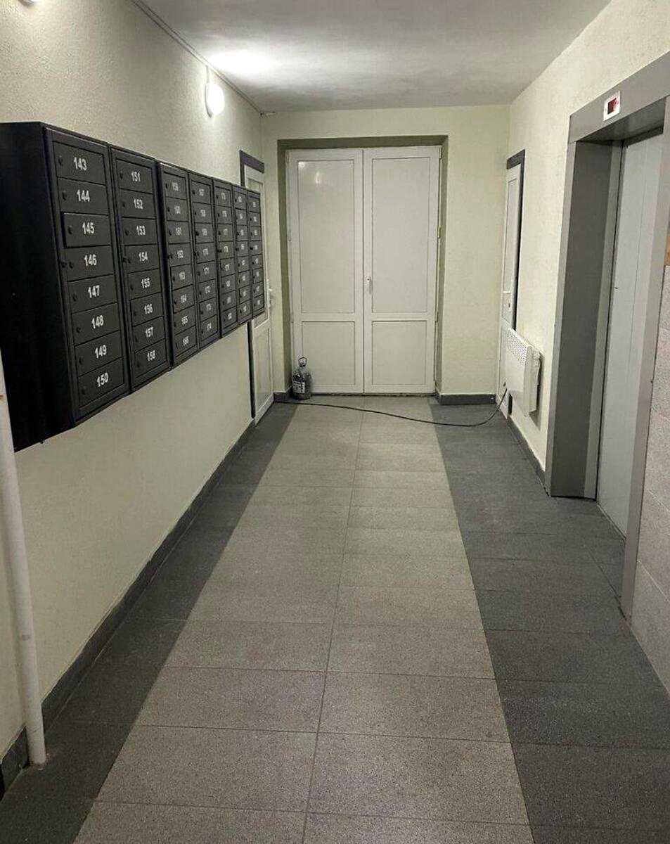 1877195513829903