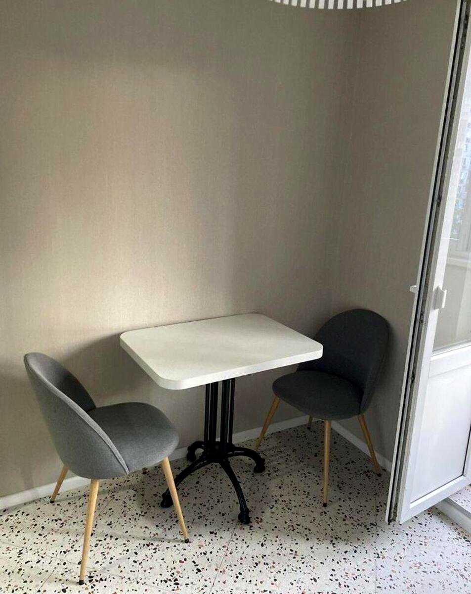 1877195513830399
