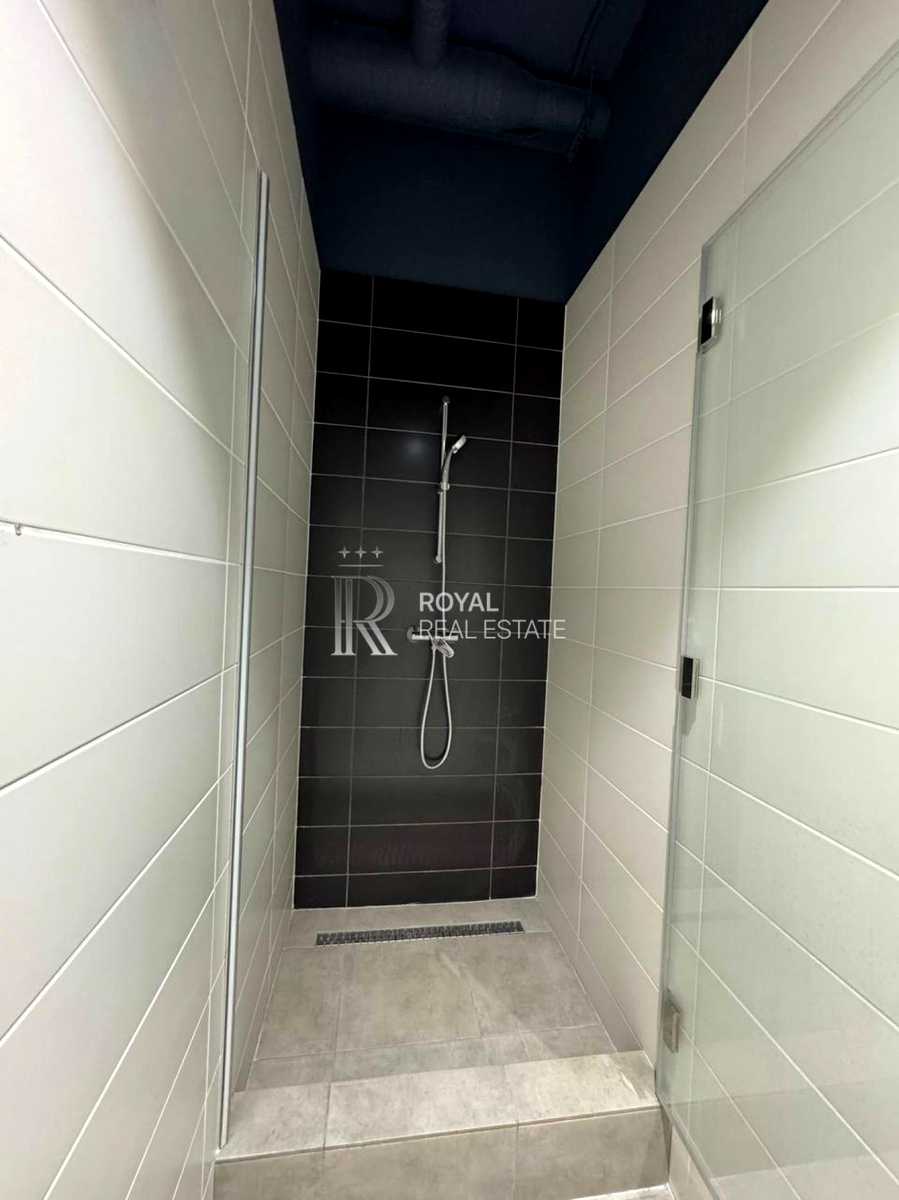1877197271272713