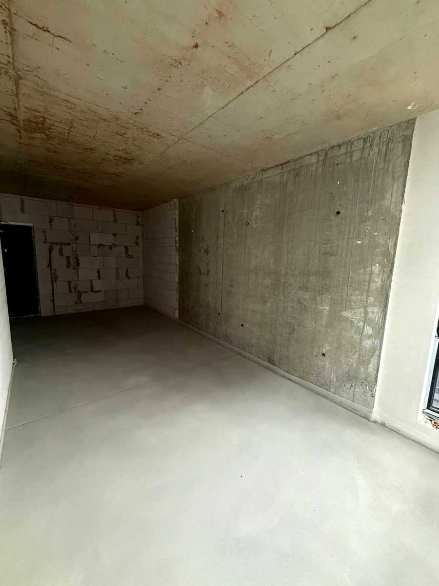 1877197972613545
