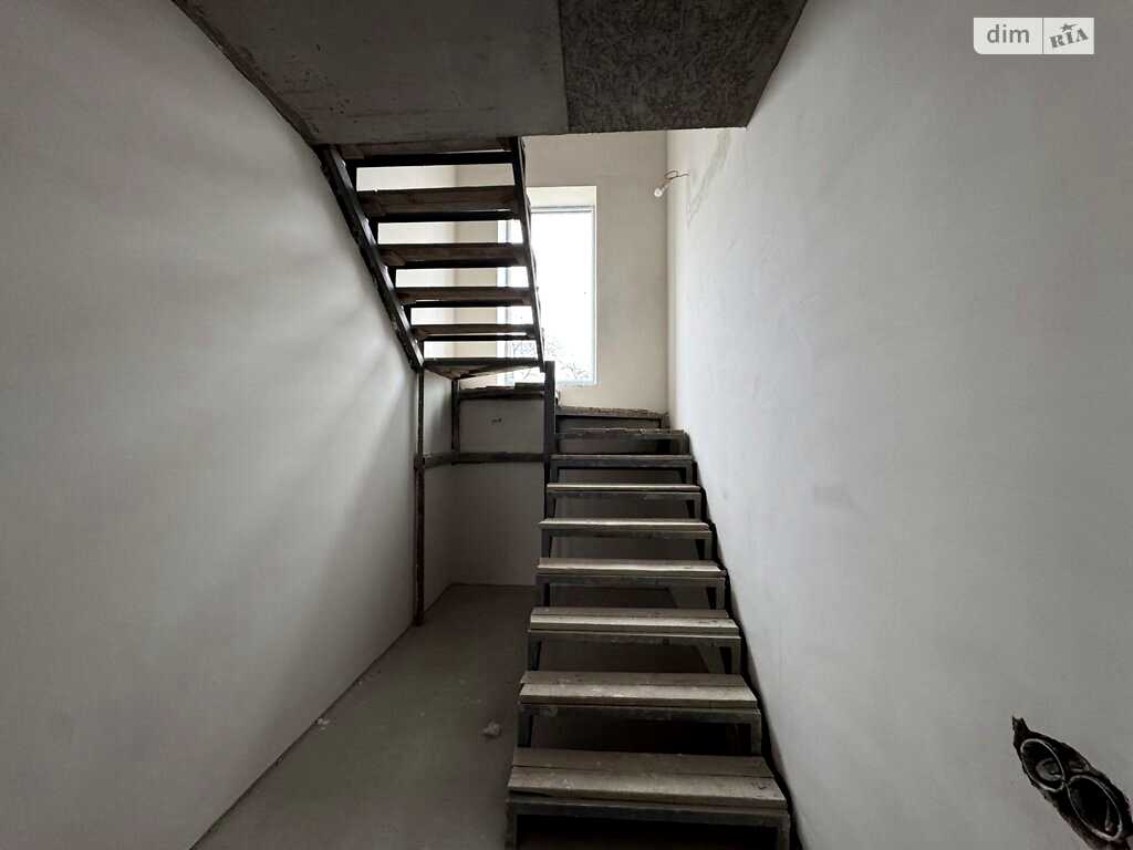 1877198784557864