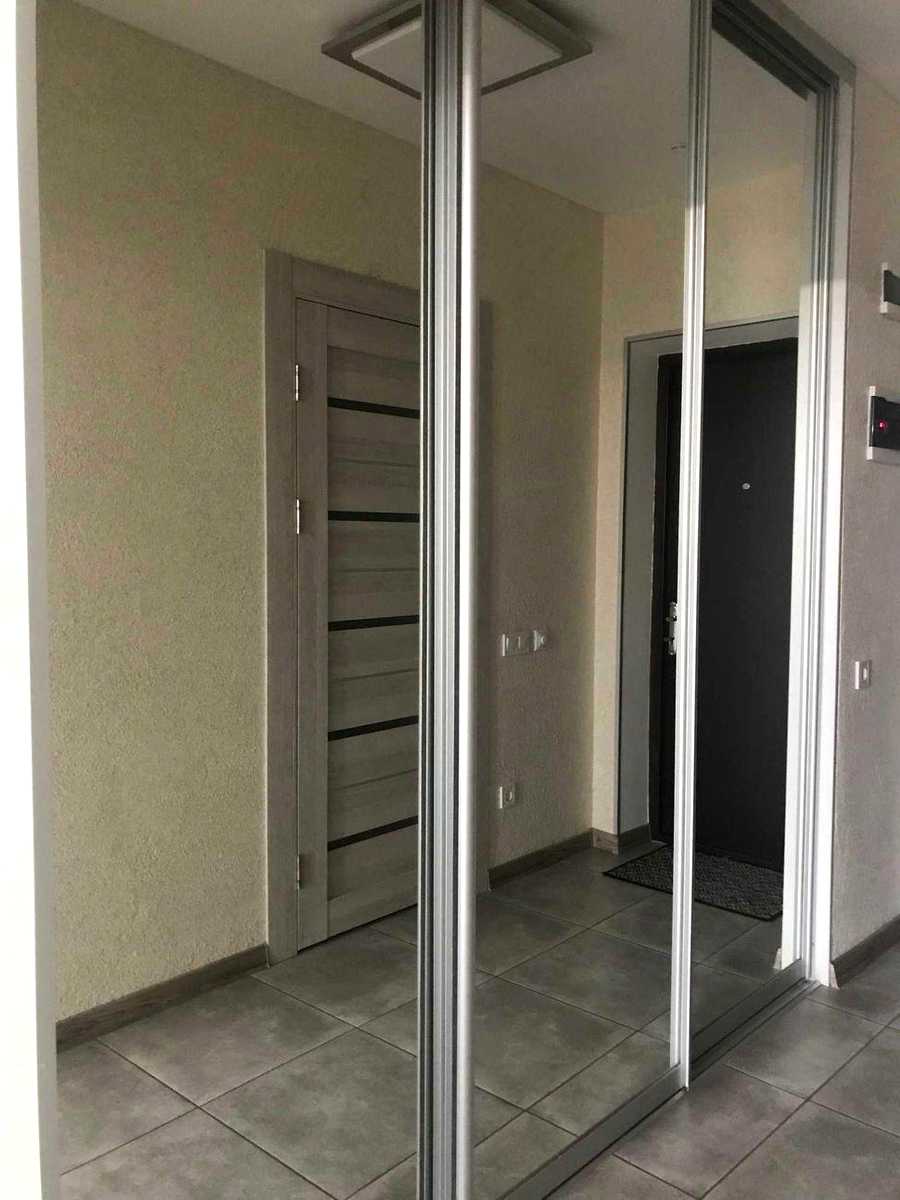 1877199310156958