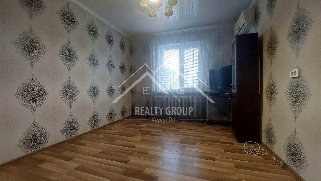 1877199963680631