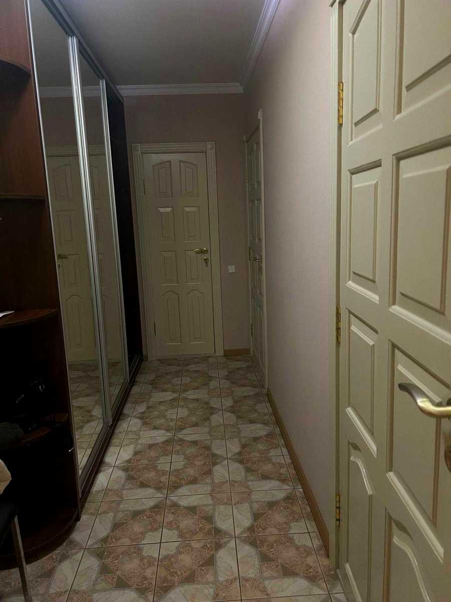 1877202110570459