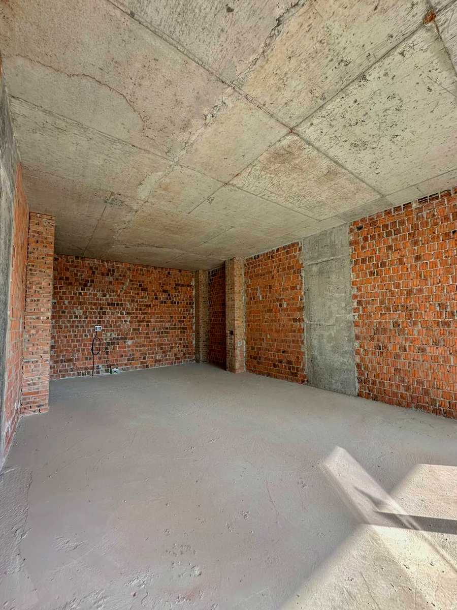 1877202351471943