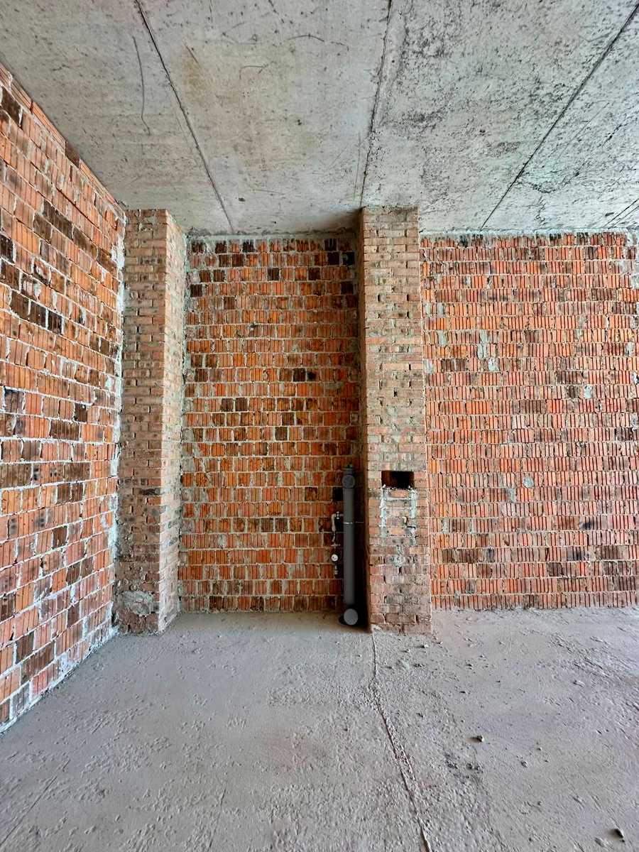 1877202353653185