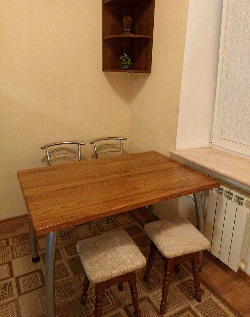 1877203191437888