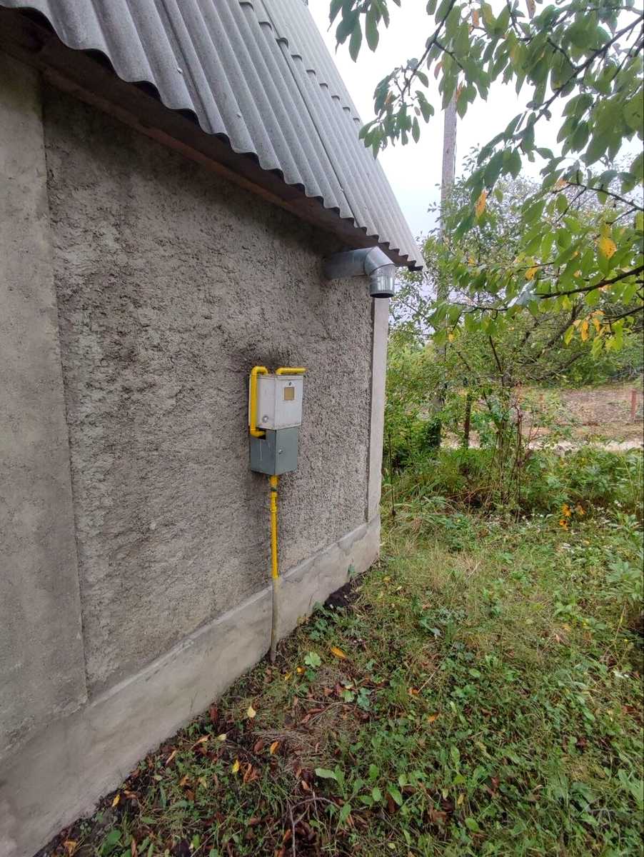 1877203704895072