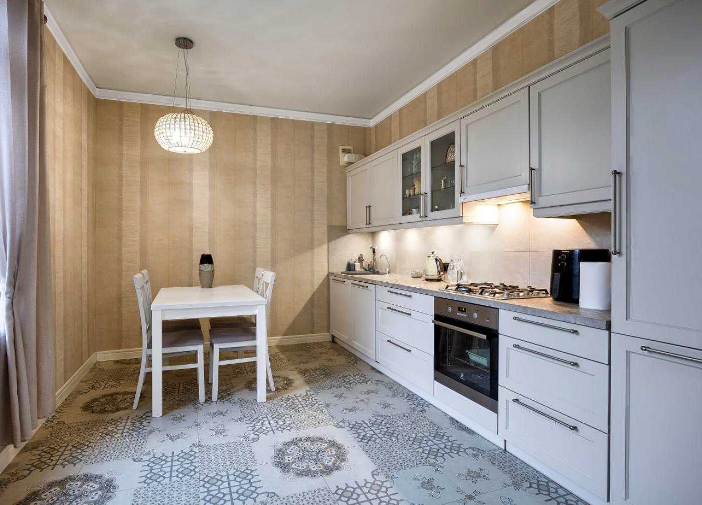 1877204033942368