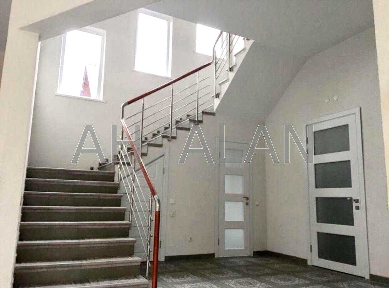 1877204095465776