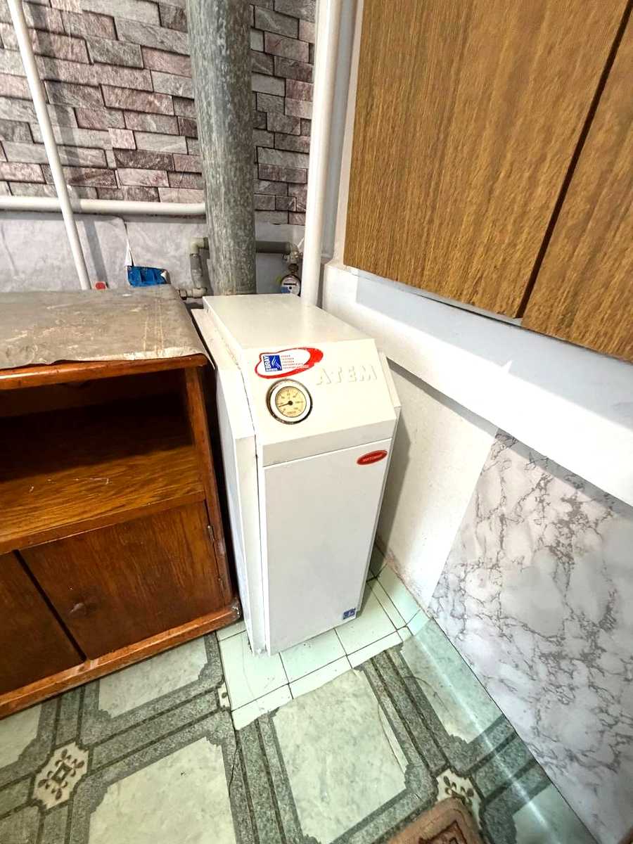 1877204406210595