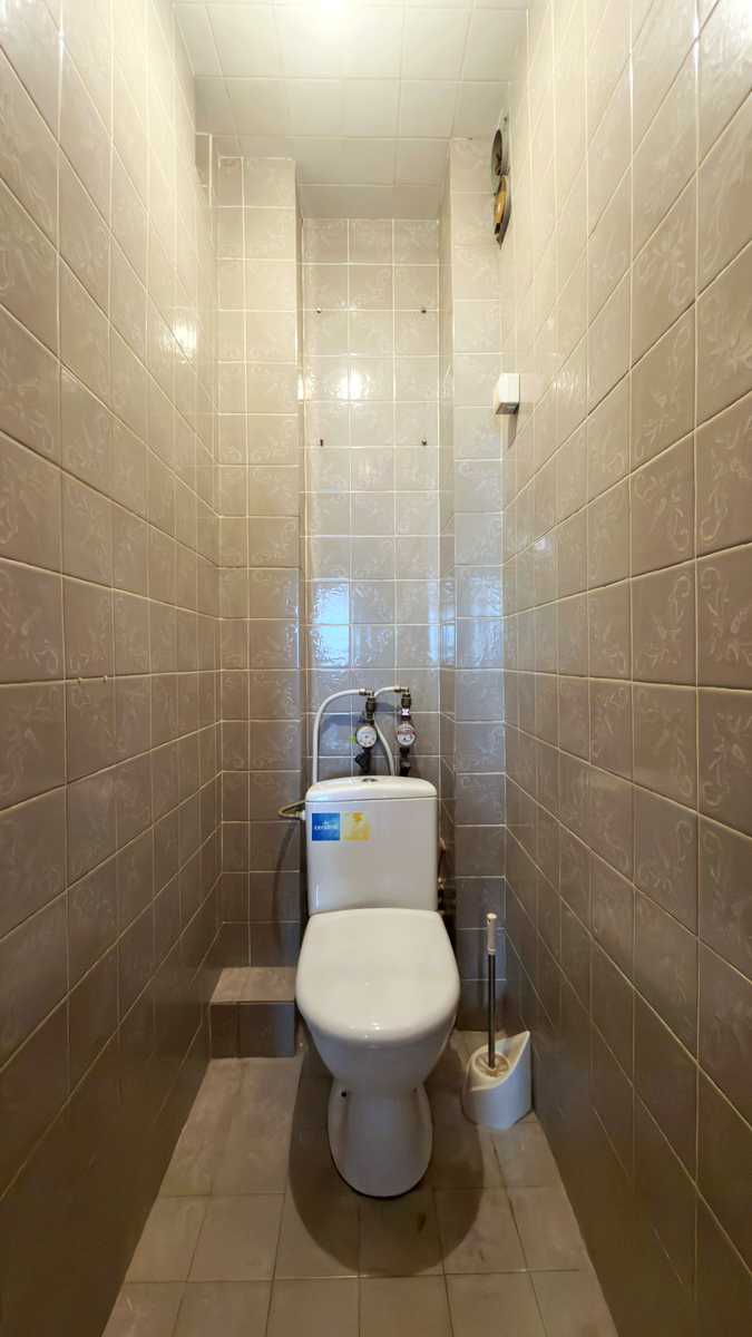 1877204884158593