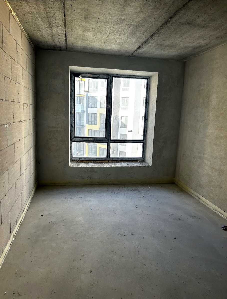 1877204903453827