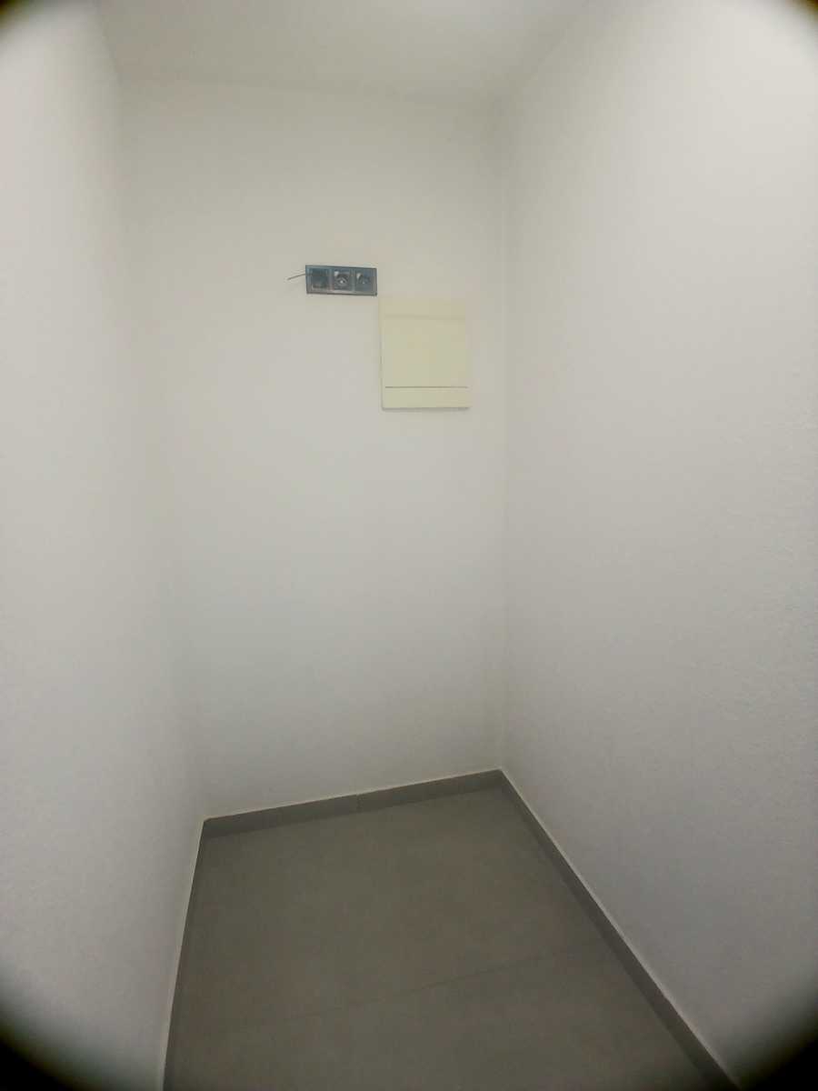 1877204918165983