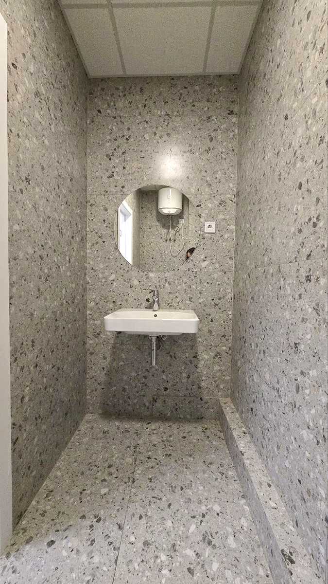 1877205791483401