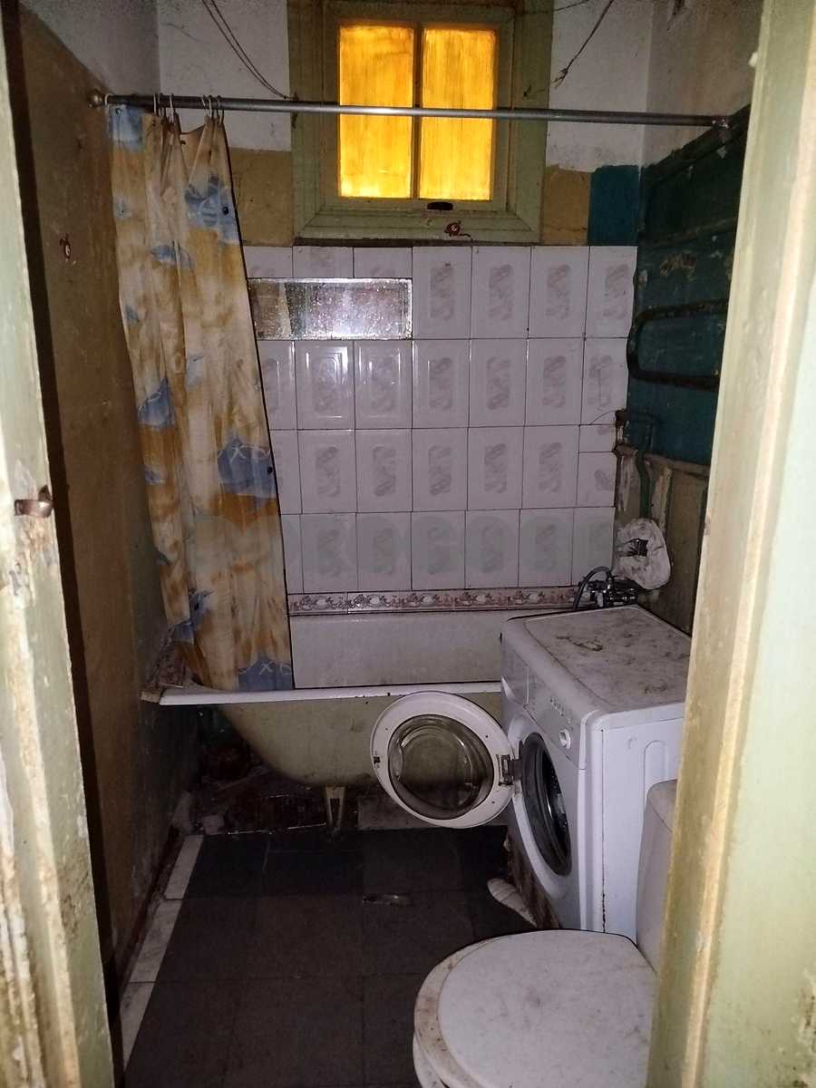 1877206537844047