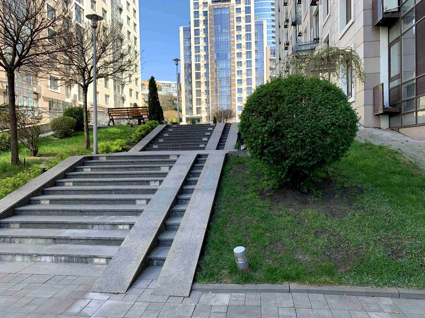 1877206608209312