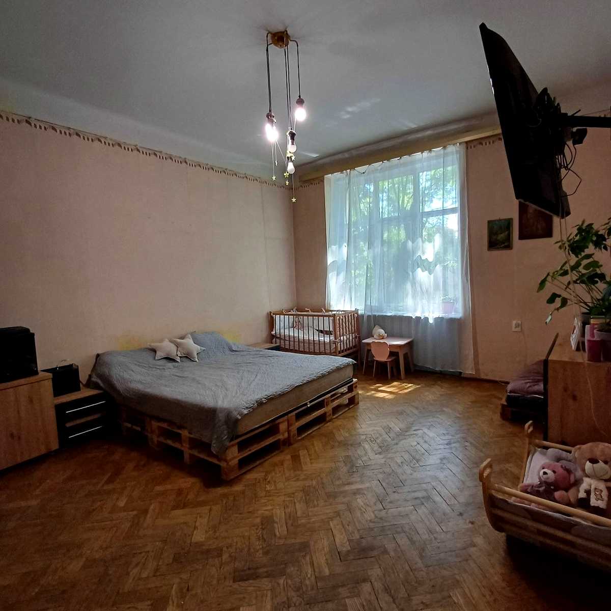 1877207315814530