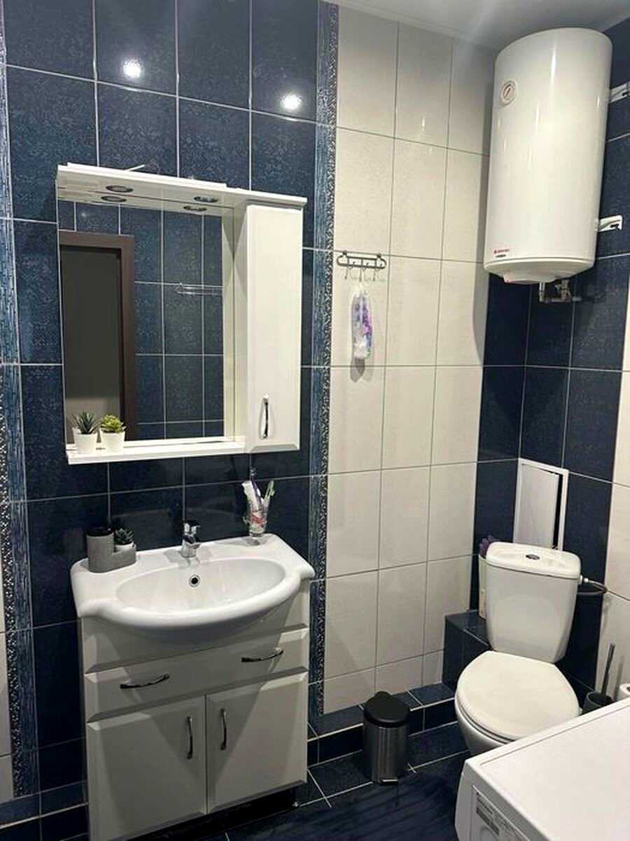 1877207661088312
