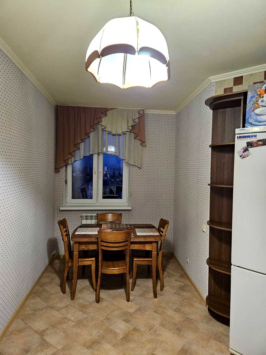 1877207737253296
