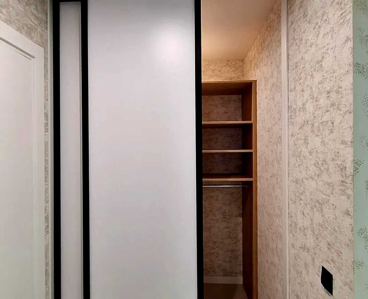 1877208436564858